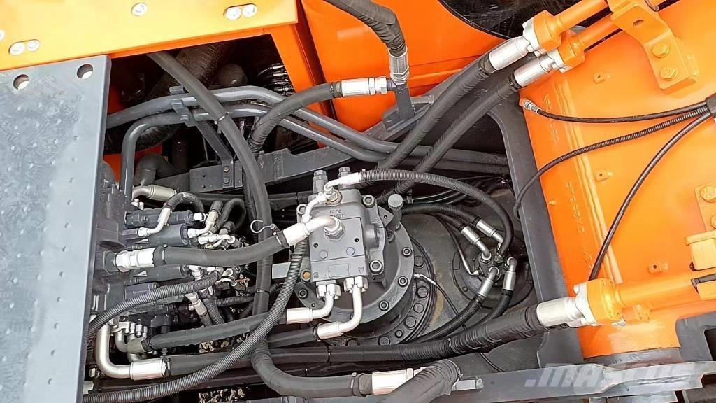 Doosan 225 LC-9 Εκσκαφείς με ερπύστριες