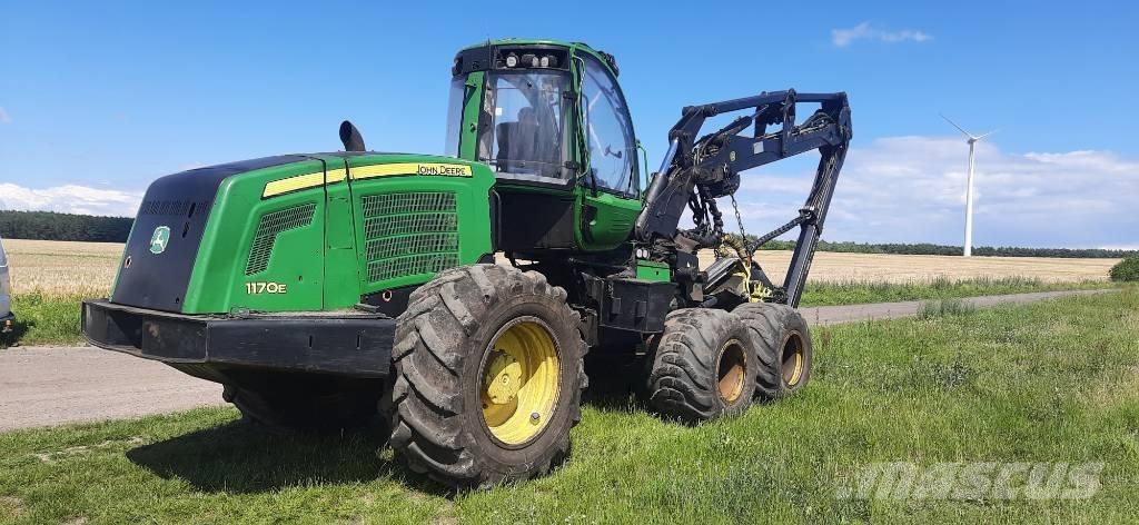 John Deere 1170 E Θεριζοαλωνιστικές μηχανές
