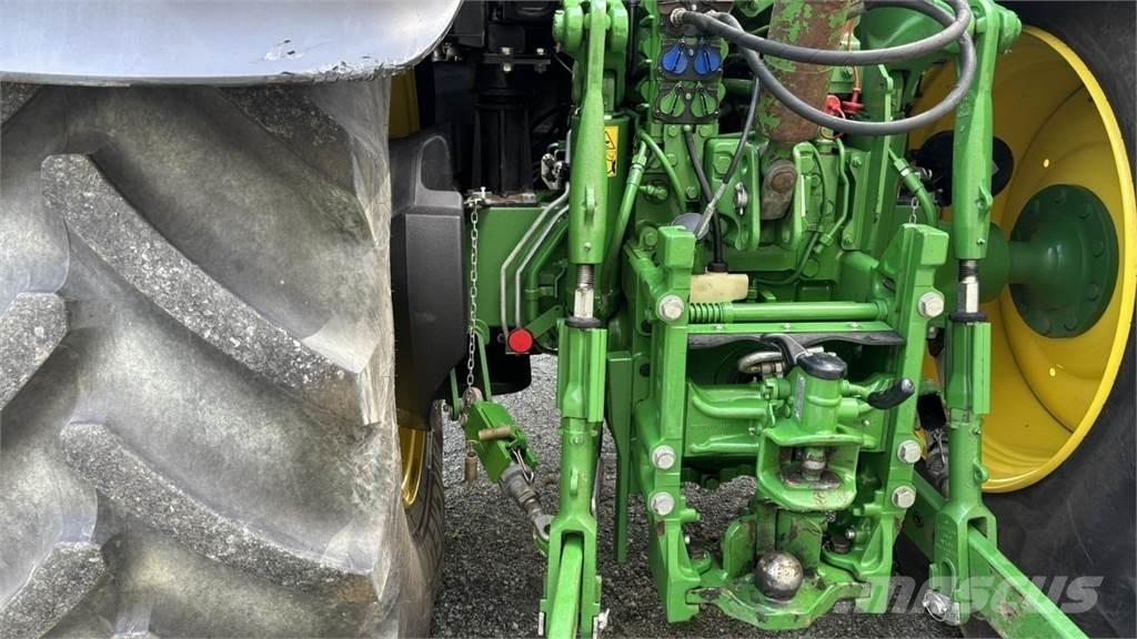 John Deere 6R195 Τρακτέρ