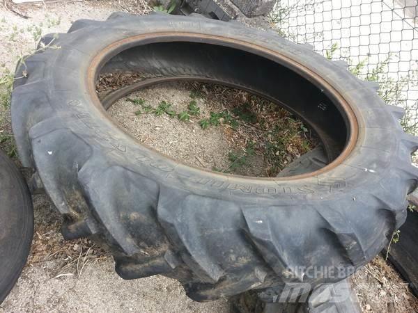  Pneu 13.6-38 Ελαστικά και ζάντες
