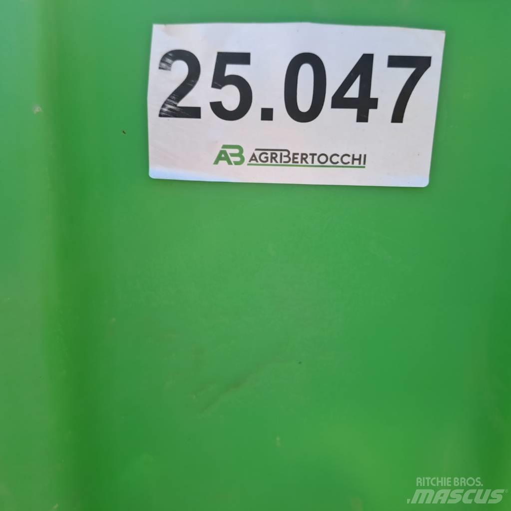 Rostselmash NN Ρυμουλκούμενα ψεκαστικά