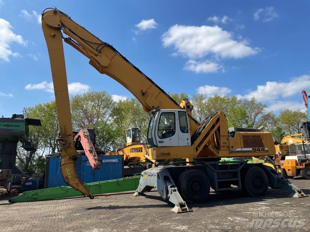 Liebherr 944 C HD Βιομηχανικά μηχανήματα διαχείρισης αποβλήτων