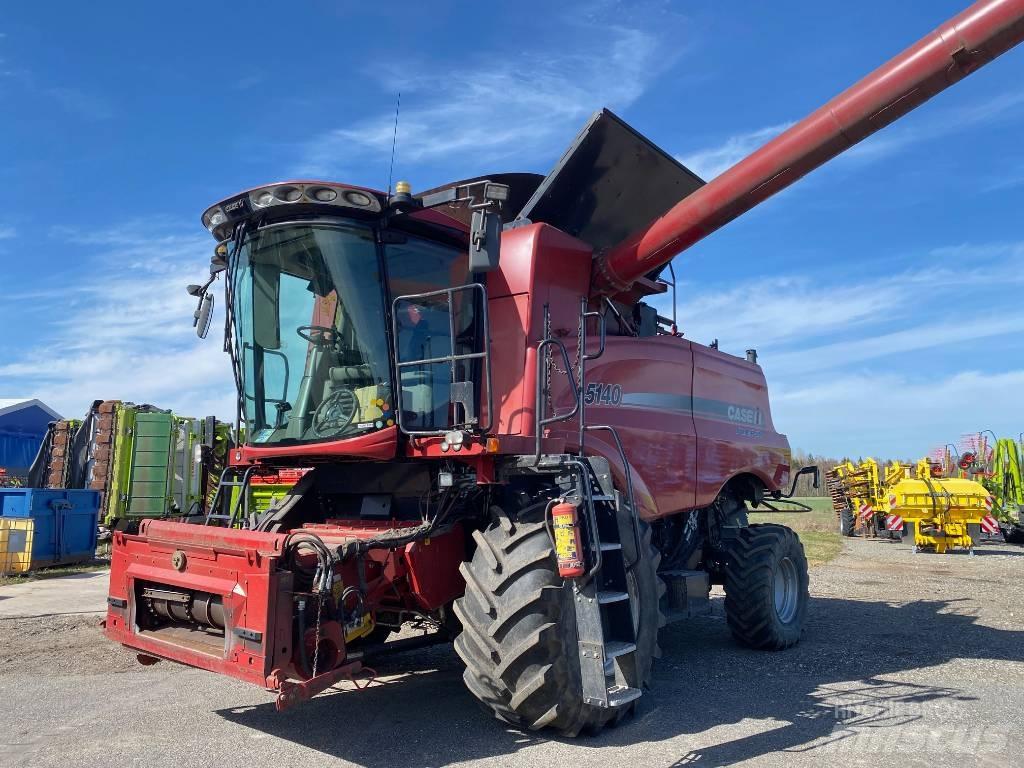 Case IH AF 5140 Θεριζοαλωνιστικές μηχανές