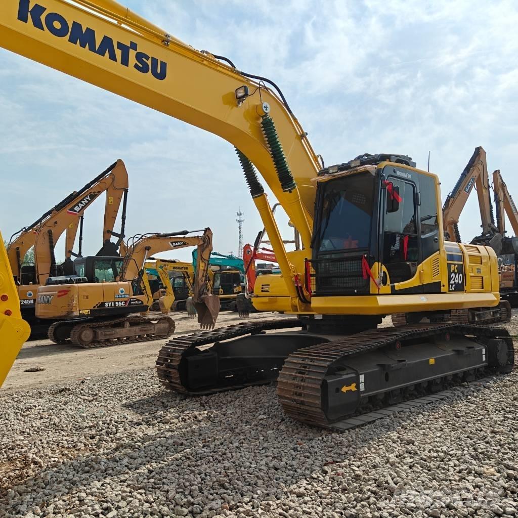 Komatsu 240LC-8 Εκσκαφείς με ερπύστριες