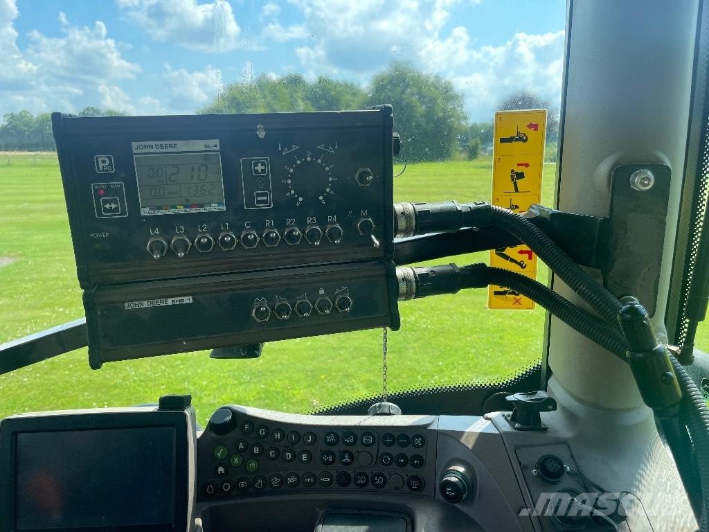 John Deere 732 Ρυμουλκούμενα ψεκαστικά