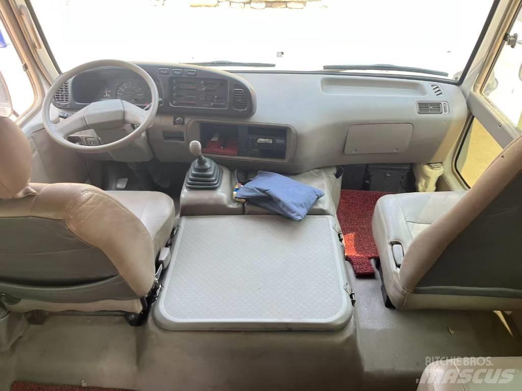 Toyota Coaster Υπεραστικά Λεωφορεία 