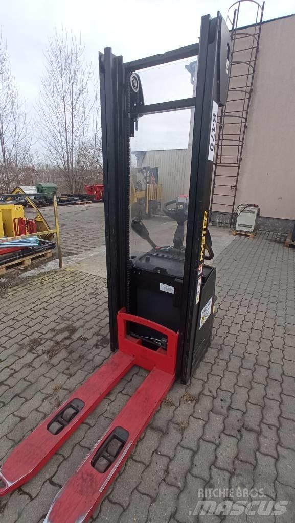 Hyster S1.4S Παλετοφόρα πεζού χειριστή με ιστό