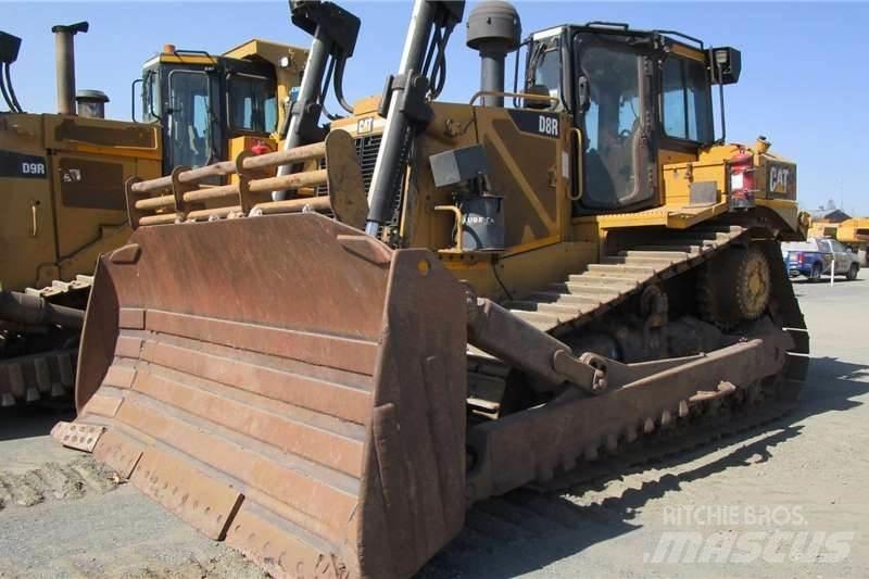 CAT D8R Μπουλντόζες με ερπύστριες