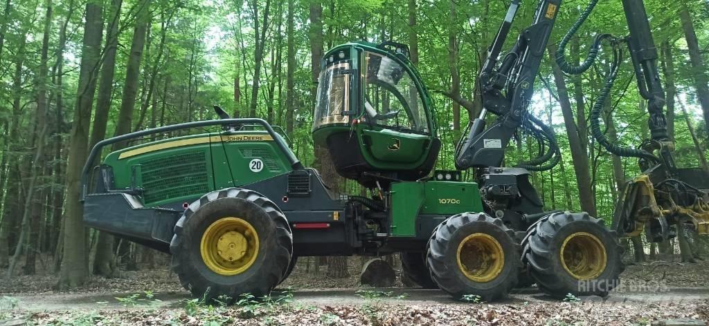 John Deere 1070G Θεριζοαλωνιστικές μηχανές