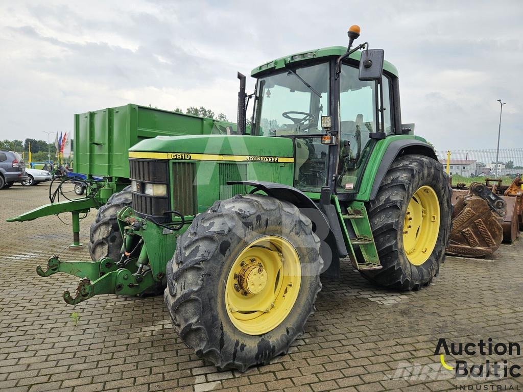 John Deere 6810 Τρακτέρ