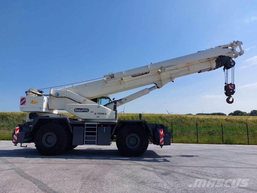 Terex RT100 Γερανοί ανώμαλου εδάφους