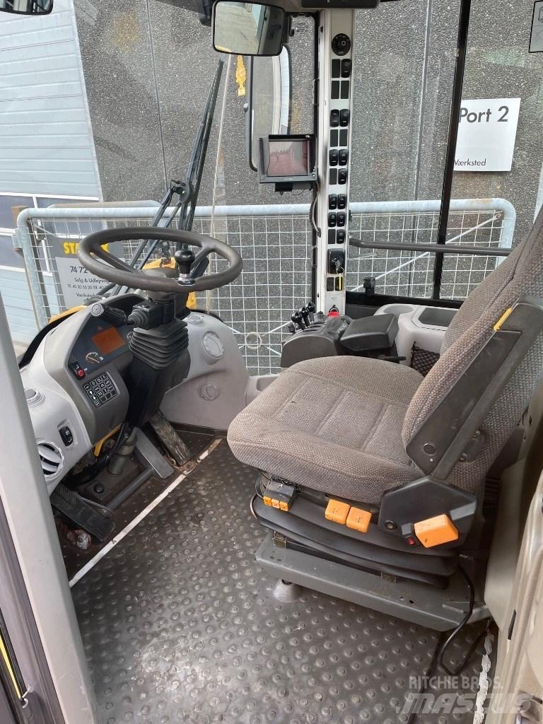 Volvo L90F Φορτωτές με λάστιχα (Τροχοφόροι)
