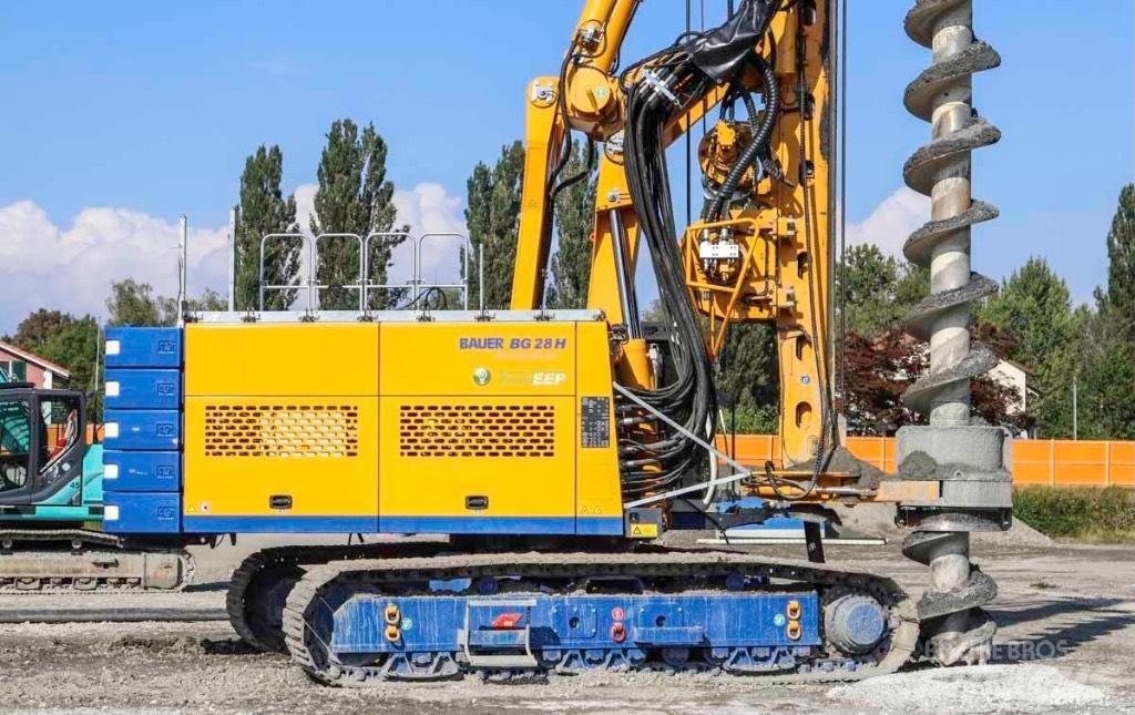 Bauer BG 28 H Βαριά τρυπάνια
