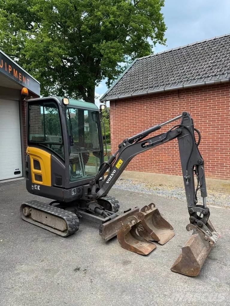 Volvo EC 18 C Εκσκαφάκι (διαβολάκι) < 7t