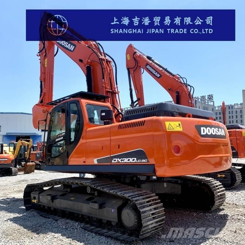 Doosan DX 300 Εκσκαφείς με ερπύστριες