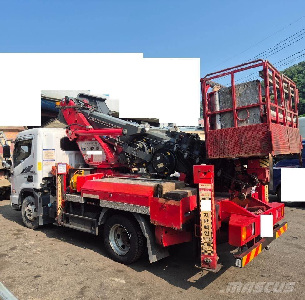  Z-TON ATOM250 Εναέριες πλατφόρμες τοποθετημένες σε φορτηγό