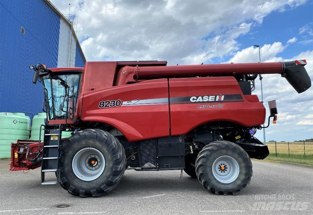 Case IH 8230 Θεριζοαλωνιστικές μηχανές