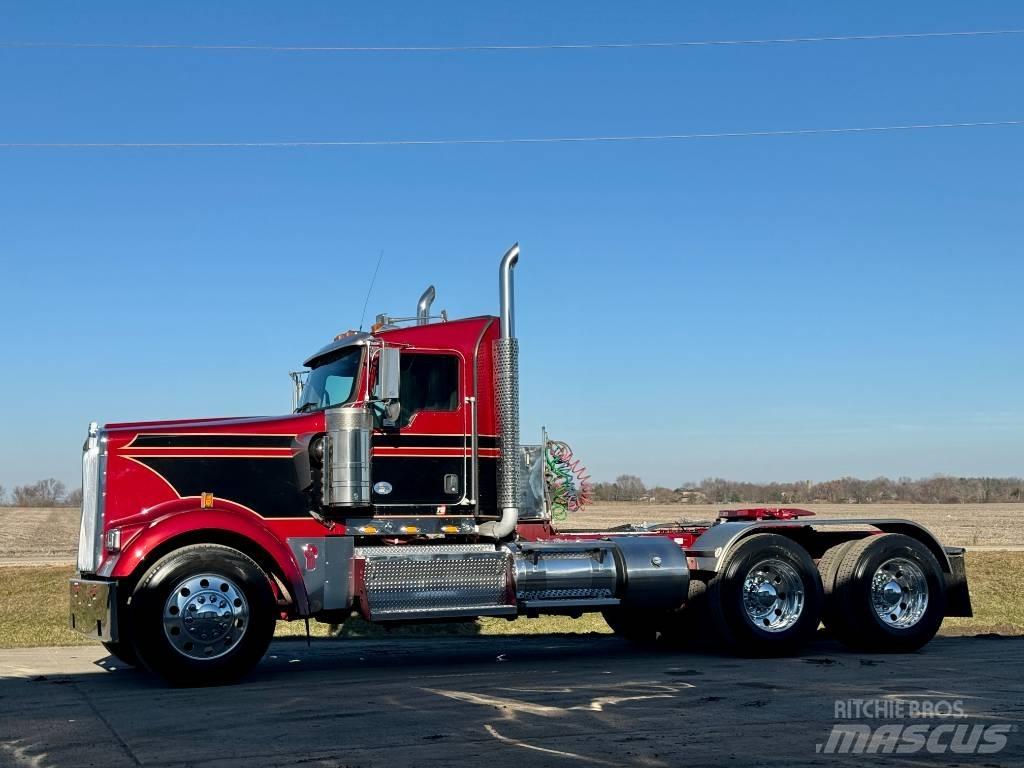 Kenworth W900 Τράκτορες