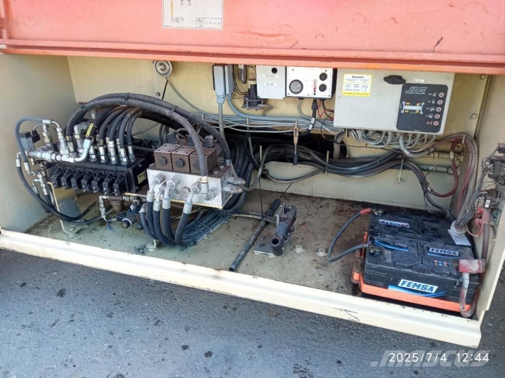 JLG 203-24 Ανυψωτήρες ψαλιδωτής άρθρωσης