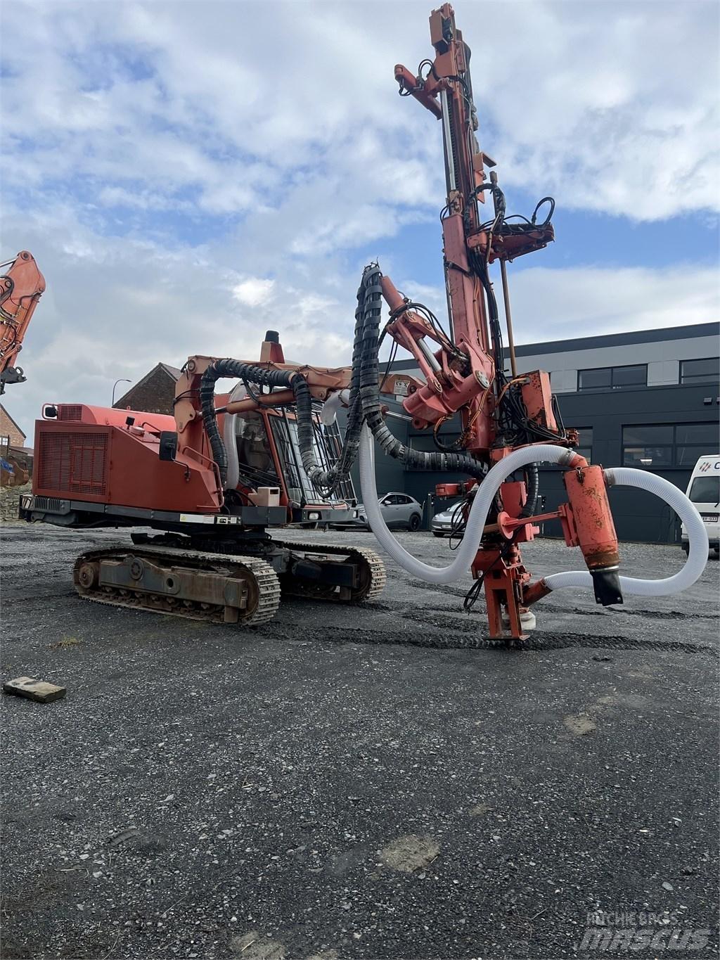 Sandvik DQ 500 Εξοπλισμός επιφανειακών γεωτρήσεων