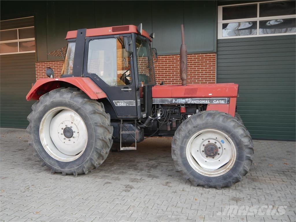 Case IH 956 XL Τρακτέρ