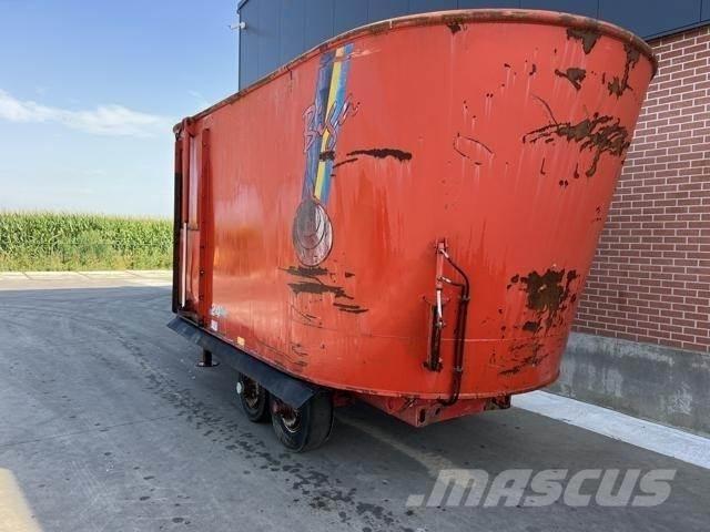 Peecon 24m³ Τροφοδότες μειγμάτων