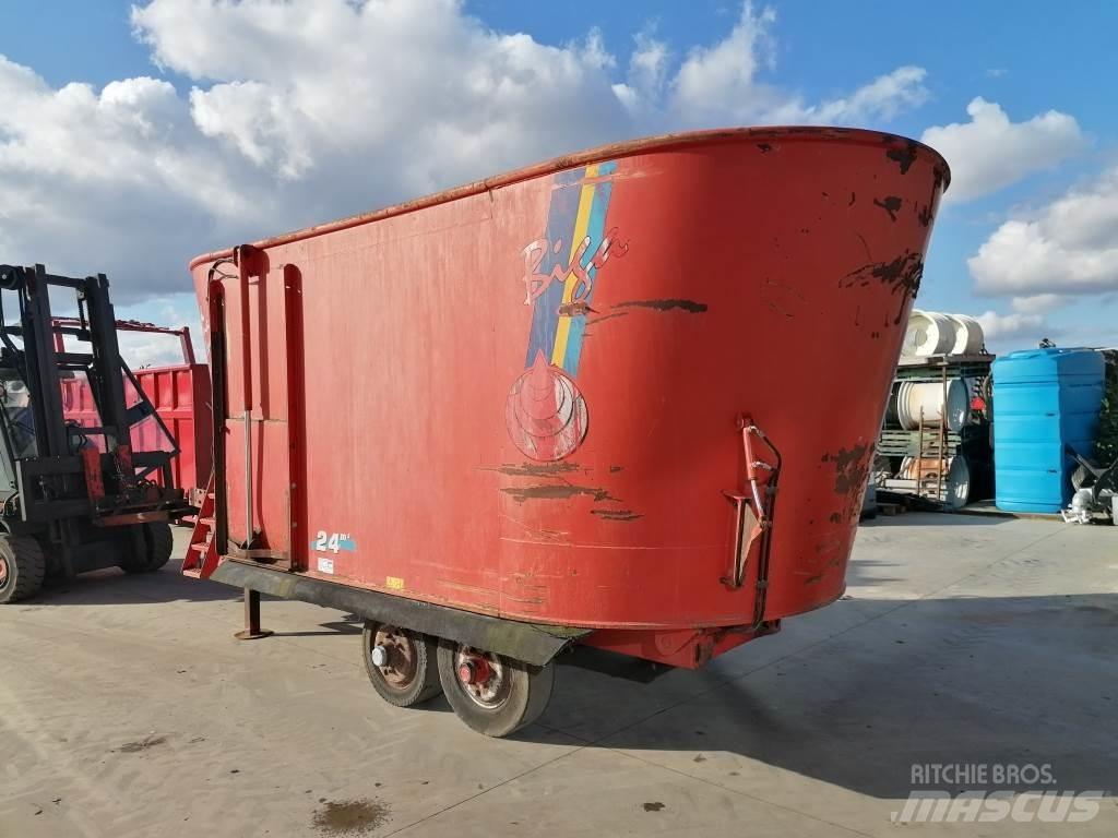 Peecon 24m³ Τροφοδότες μειγμάτων