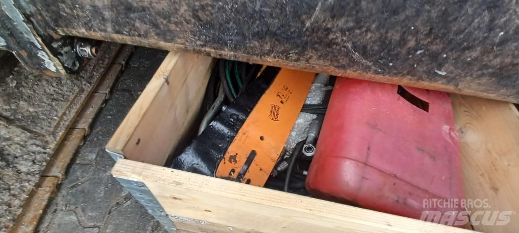 Atlas Kern T23 Θεριζοαλωνιστικές μηχανές