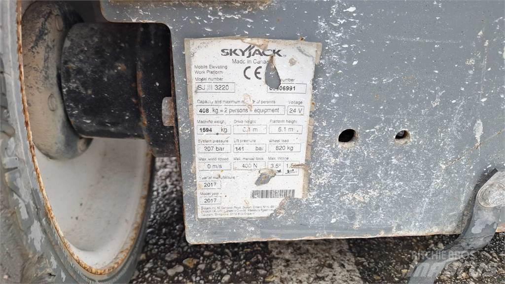 SkyJack SJIII3220 Ανυψωτήρες ψαλιδωτής άρθρωσης