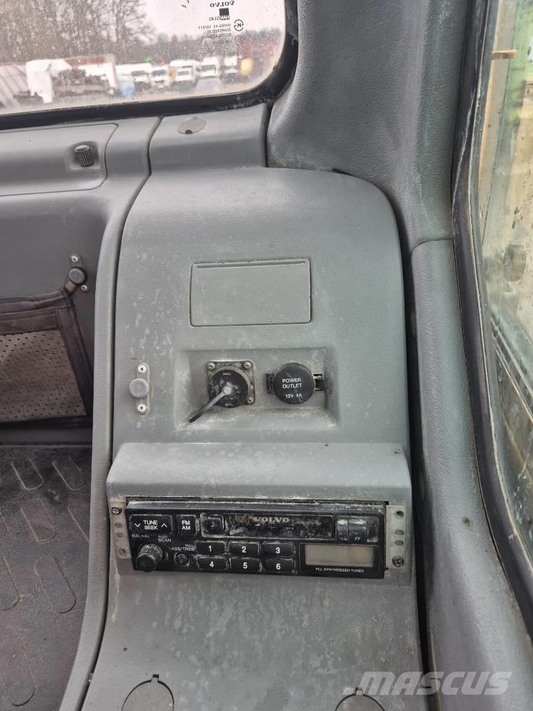 Volvo EW180B Εκσκαφείς με τροχούς - λάστιχα