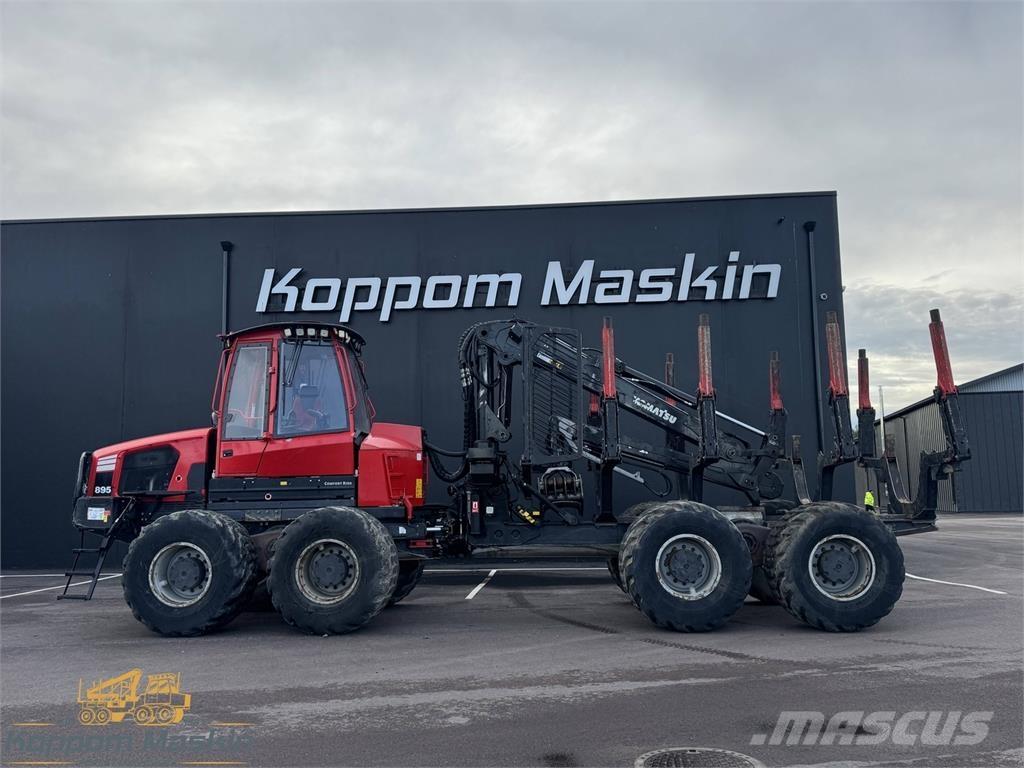 Komatsu 895 Μεταφορείς ξυλείας