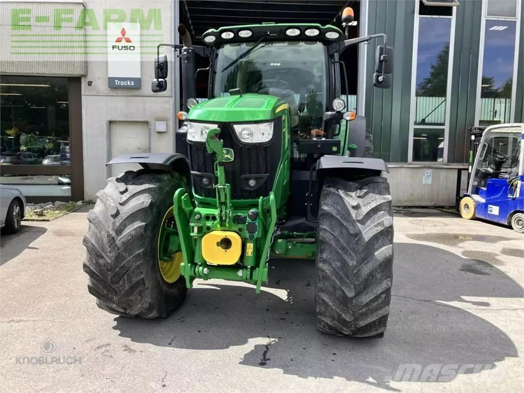 John Deere 6215r Τρακτέρ
