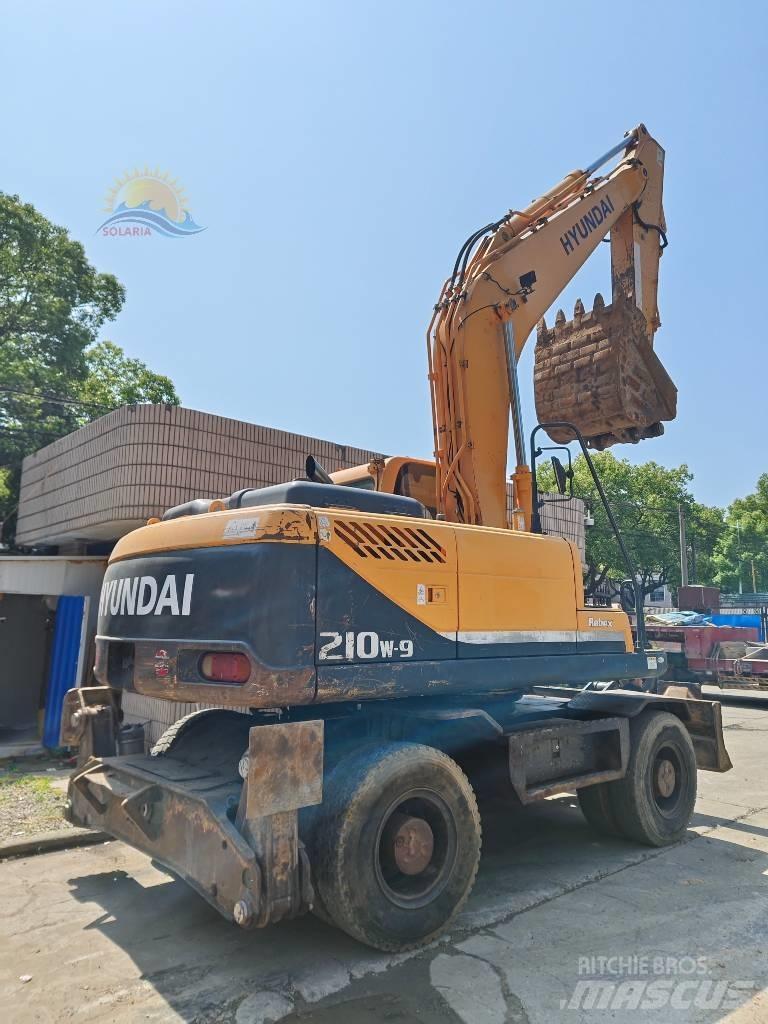 Hyundai R210W-9 Εκσκαφείς με τροχούς - λάστιχα
