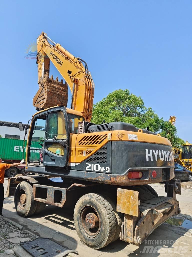 Hyundai R210W-9 Εκσκαφείς με τροχούς - λάστιχα