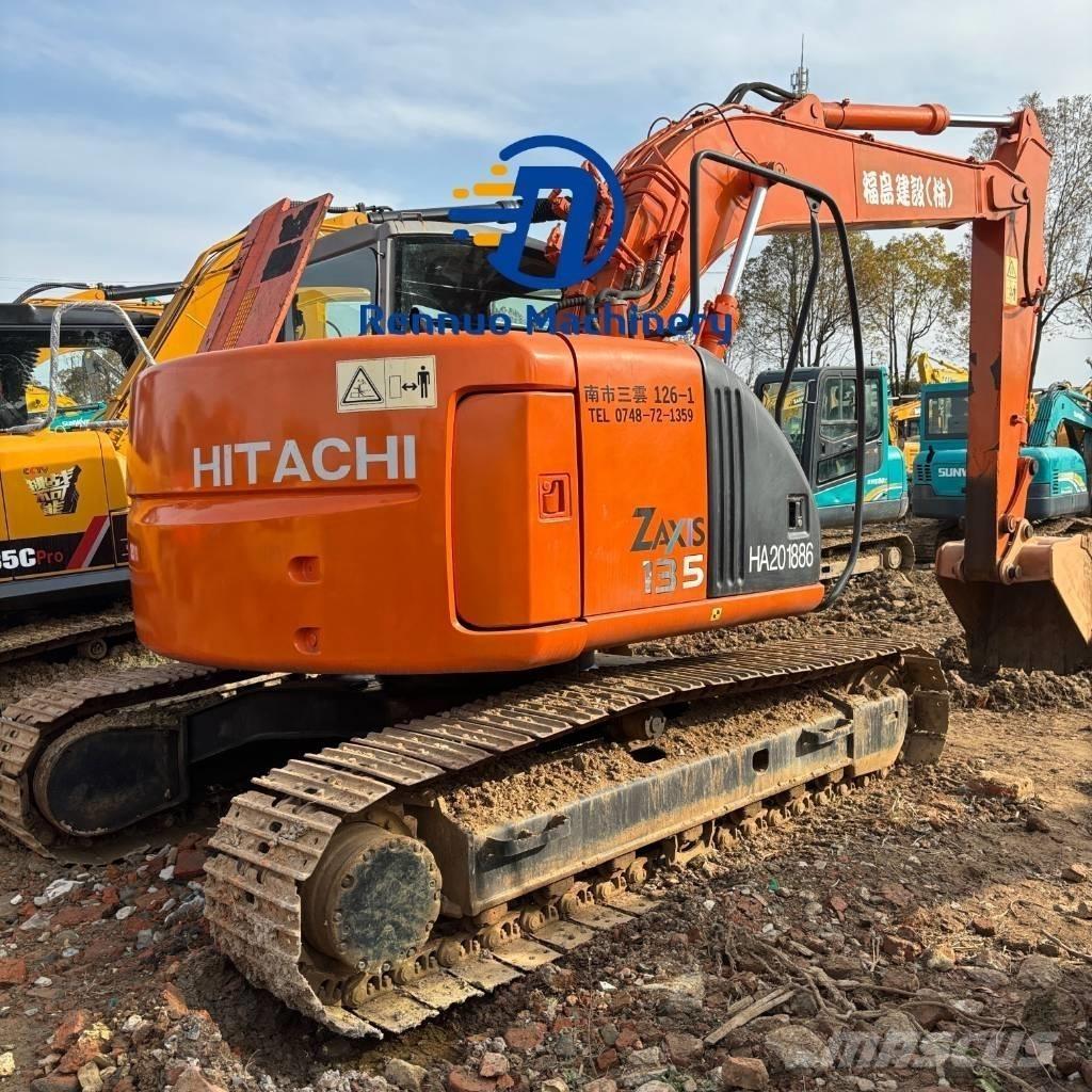 Hitachi ZX 135 US Εκσκαφείς με ερπύστριες