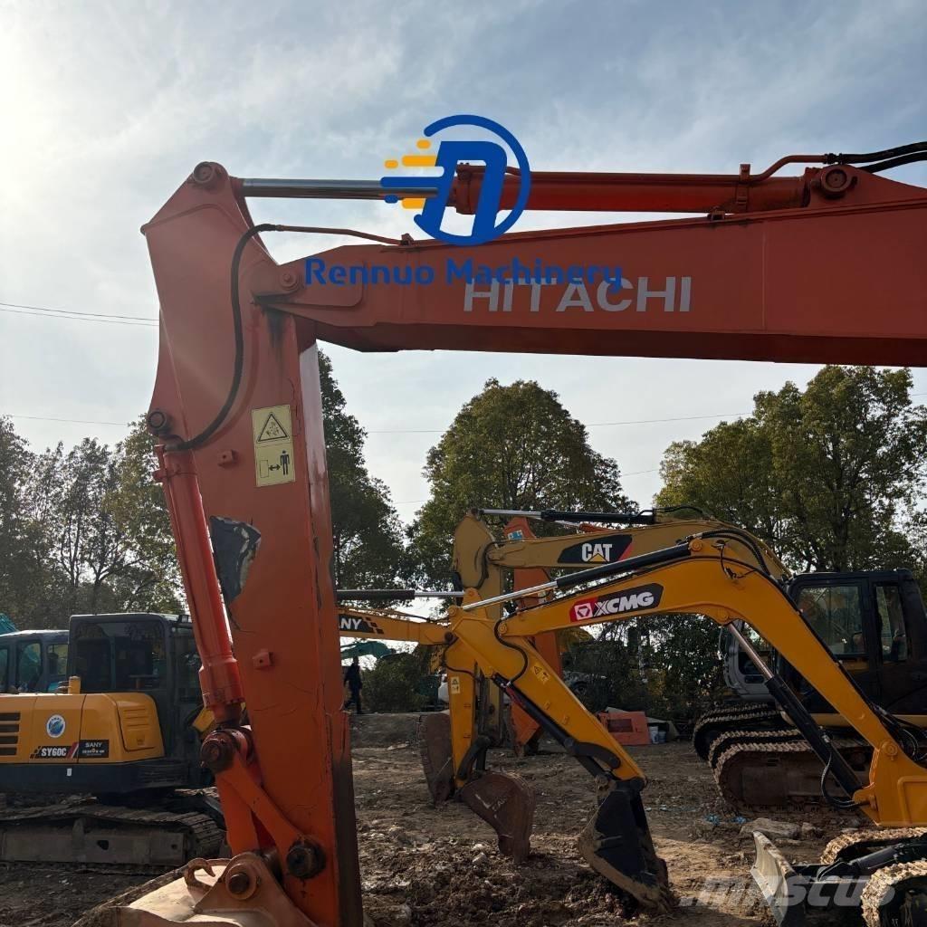 Hitachi ZX 135 US Εκσκαφείς με ερπύστριες