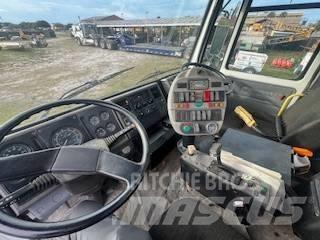 Freightliner FC 80 Φορτηγά σκούπες