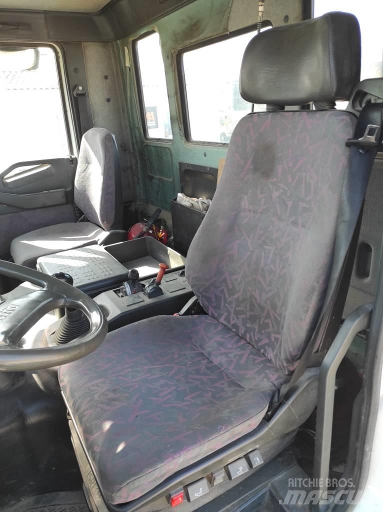 Iveco MP260 E35H Φορτηγά Ανατροπή
