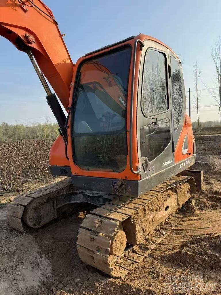 Doosan DX 75-9 C Εκσκαφείς με ερπύστριες