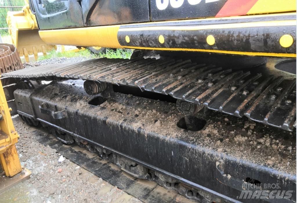CAT 330 D Εκσκαφείς με ερπύστριες