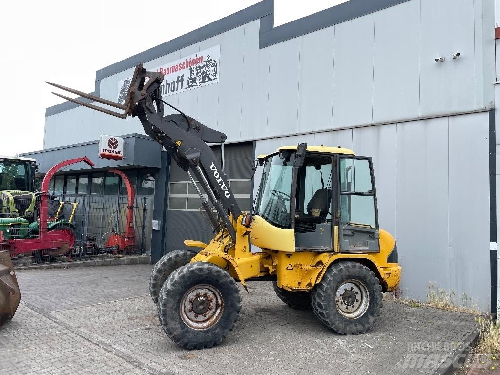 Volvo L 30 B Φορτωτές με λάστιχα (Τροχοφόροι)