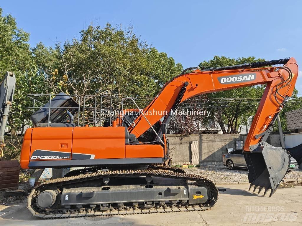 Doosan DX300 Εκσκαφείς με ερπύστριες