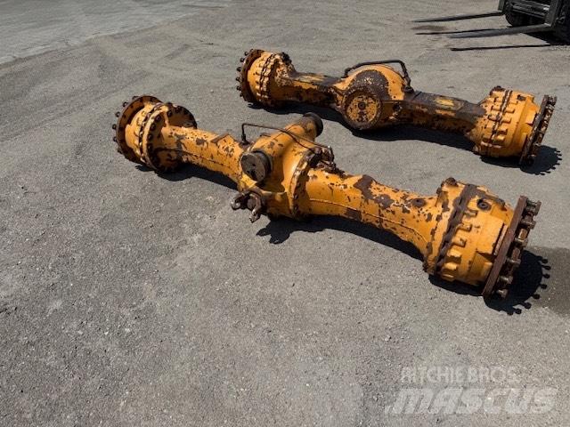 CASE 821 E AXLES Άξονες