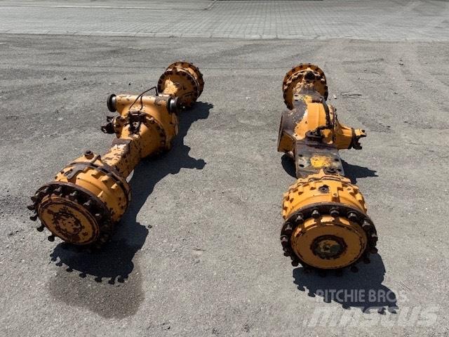 CASE 821 E AXLES Άξονες