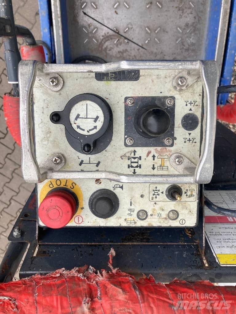 Aichi SV08 Ανυψωτήρες ψαλιδωτής άρθρωσης