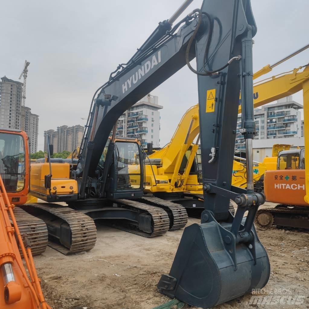 Hyundai R 225LC-9T Εκσκαφείς με ερπύστριες
