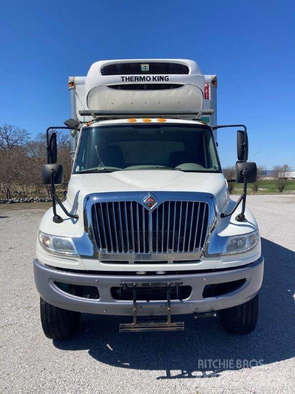 International 4300 Φορτηγά Κόφα
