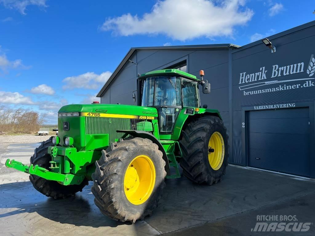 John Deere 4755 Τρακτέρ