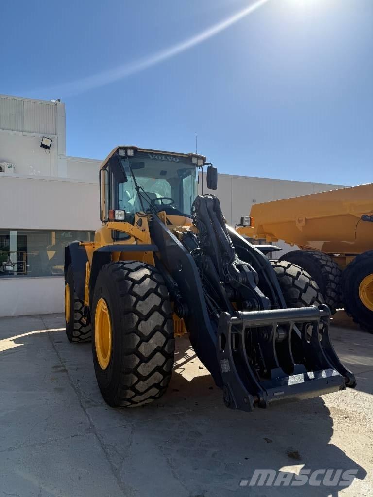 Volvo L 120 F Φορτωτές με λάστιχα (Τροχοφόροι)