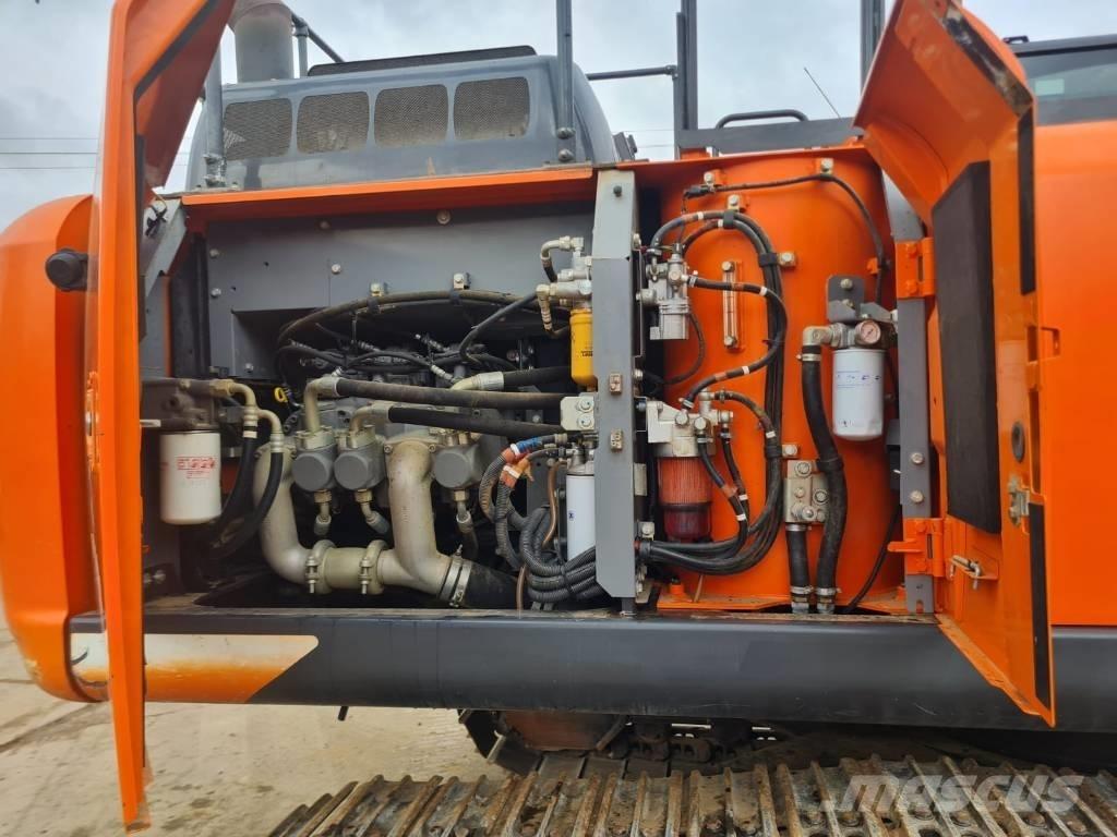 Hitachi ZX 210 LC-6 Εκσκαφείς με ερπύστριες